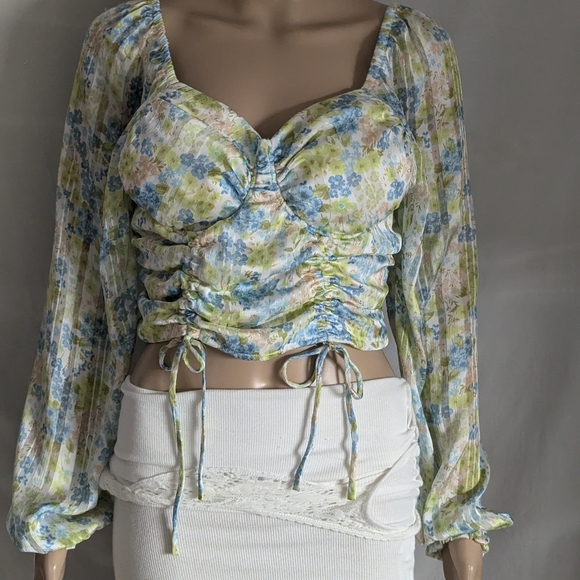 Madden NYC crop ruched top elasticized back padded cups balloon sleeves sz L - Picture 2 of 11